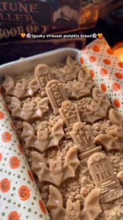 Pumpkin bread - spookified!🖤🎃👻

This recipe for pumpkin bread by @butternutbakery is absolutely incredible - from the soft bread, to the crunchy pumpkin spice streusel, to the maple glaze 🤤 For Halloween, use your silicone molds to make the top extra festive!🦇

To make the spooky streusel:
🖤Make about 1.5x the pumpkin spice streusel the recipe calls for. I doubled it and had more streusel than needed but pressed the extra topping into the mold and baked them to have little crunchy snacks! 
🖤Press the streusel down VERY firmly into your silicone mold of choice. Using my fingers worked the best to really pack it down. Save some of the streusel to sprinkle a base layer on the batter. 
🖤Pop the silicone mold into the fridge to chill for about 15-20 minutes while you make the pumpkin bread batter. 
🖤Remove the streusel pieces from the mold and place on top of the pumpkin bread batter. To help remove the pieces from the mold without breakage, pull the edges of the mold apart to loosen the streusel, and then carefully push it up and out. 

Let cool, top with the maple glaze, and enjoy!🧡

#halloweenbaking #pumpkinbread #spookytreats #halloweenrecipes #spookyfood #halloweentreats #pumpkinrecipes